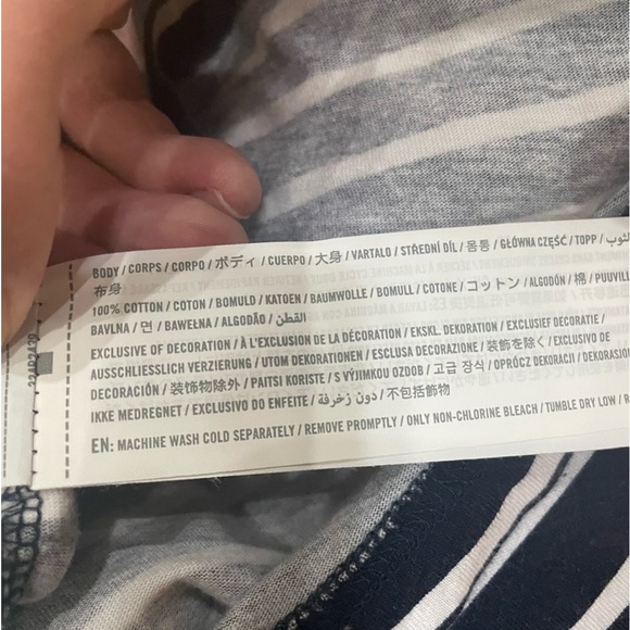 Hollister navy blue and white striped tee with logo / XS / Excellent condition - Picture 8 of 13